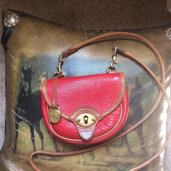 ‼️SOLD‼️🌻🦆 VINTAGE DooneyBourke Belt Bag🌻🦆 - Picture 10 of 11